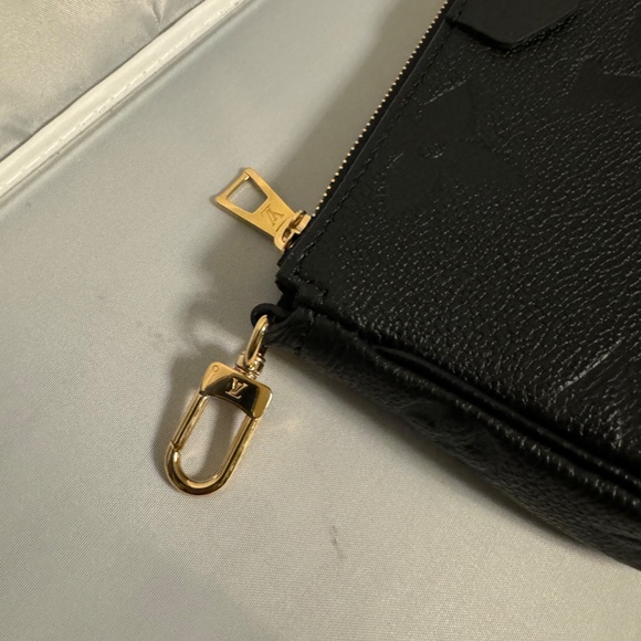 LOUIS VUITTON Empreinte Monogram Giant Multi Pochette Accessories Pochette ONLY - Picture 7 of 15